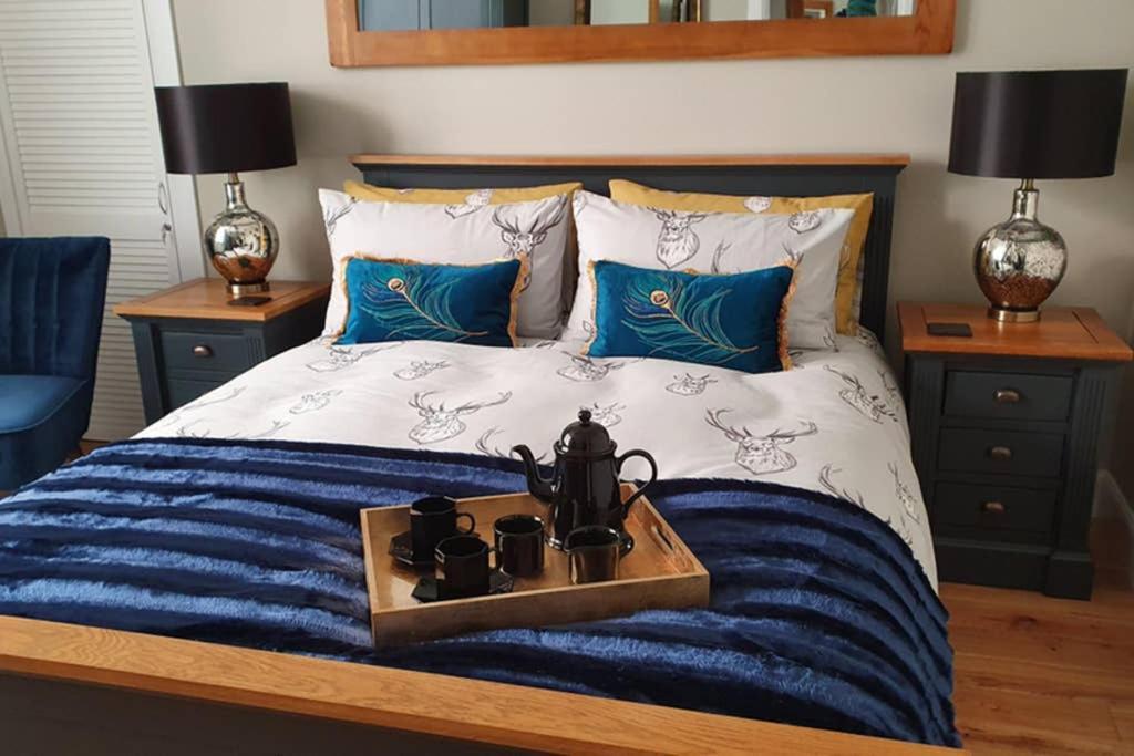 אינברנס Smart & Stylish Holiday Apartment In The City Centre מראה חיצוני תמונה